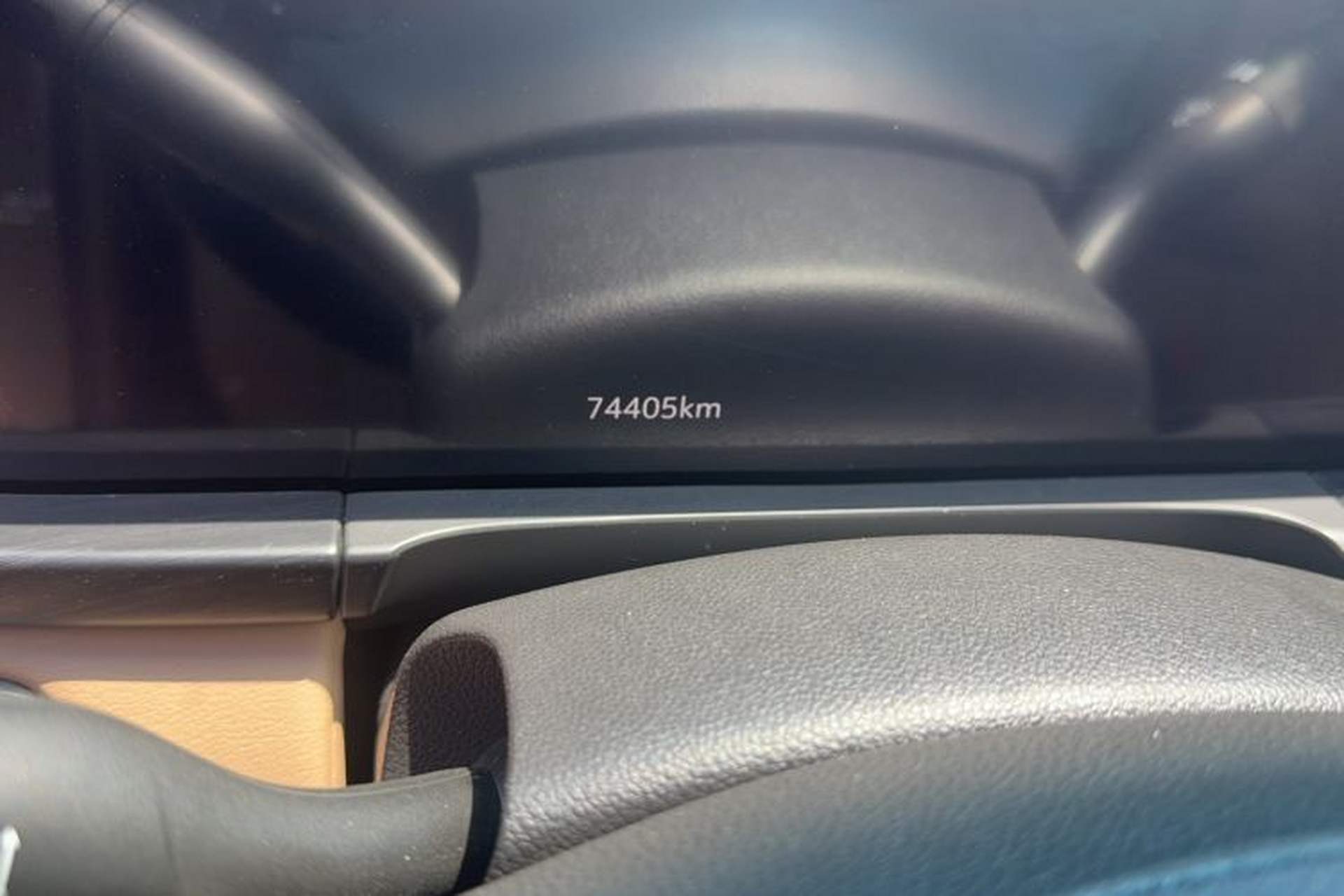 Used Buick GL8 2021 ES Landtrek 653T Luxury Model Odometer Close Up