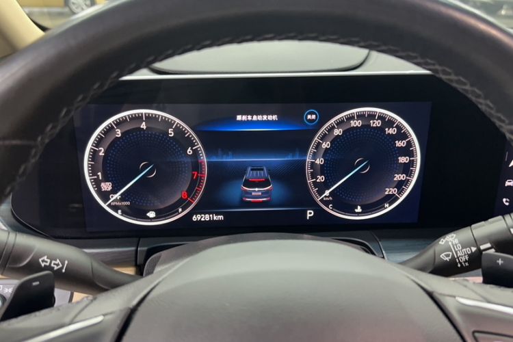 Used Buick GL8 2021 ES Land Cruiser 653T Flagship Model Odometer Close Up