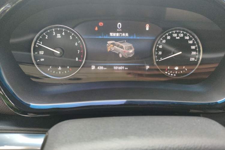 Used Buick GL8 2021 Land Cruiser Executive Class 652T Luxury Model Odometer Close Up