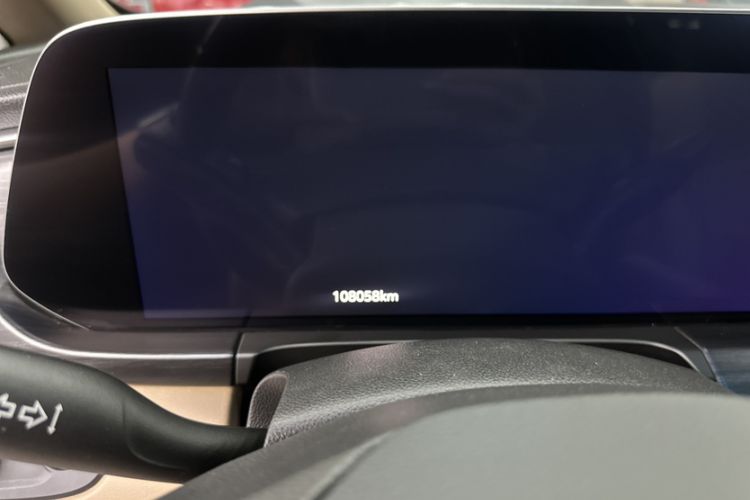 Used Buick GL8 2021 ES Landtrek 653T Luxury Model Odometer Close Up