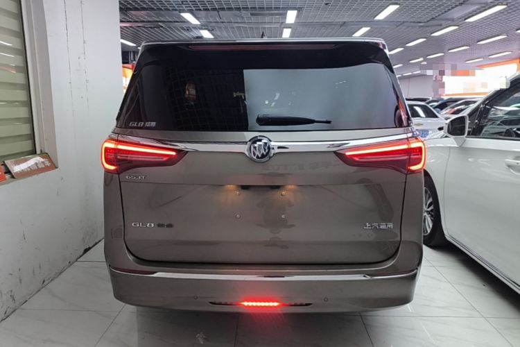 Used Buick GL8 2021 ES Land Cruiser 653T Luxury Edition Rear