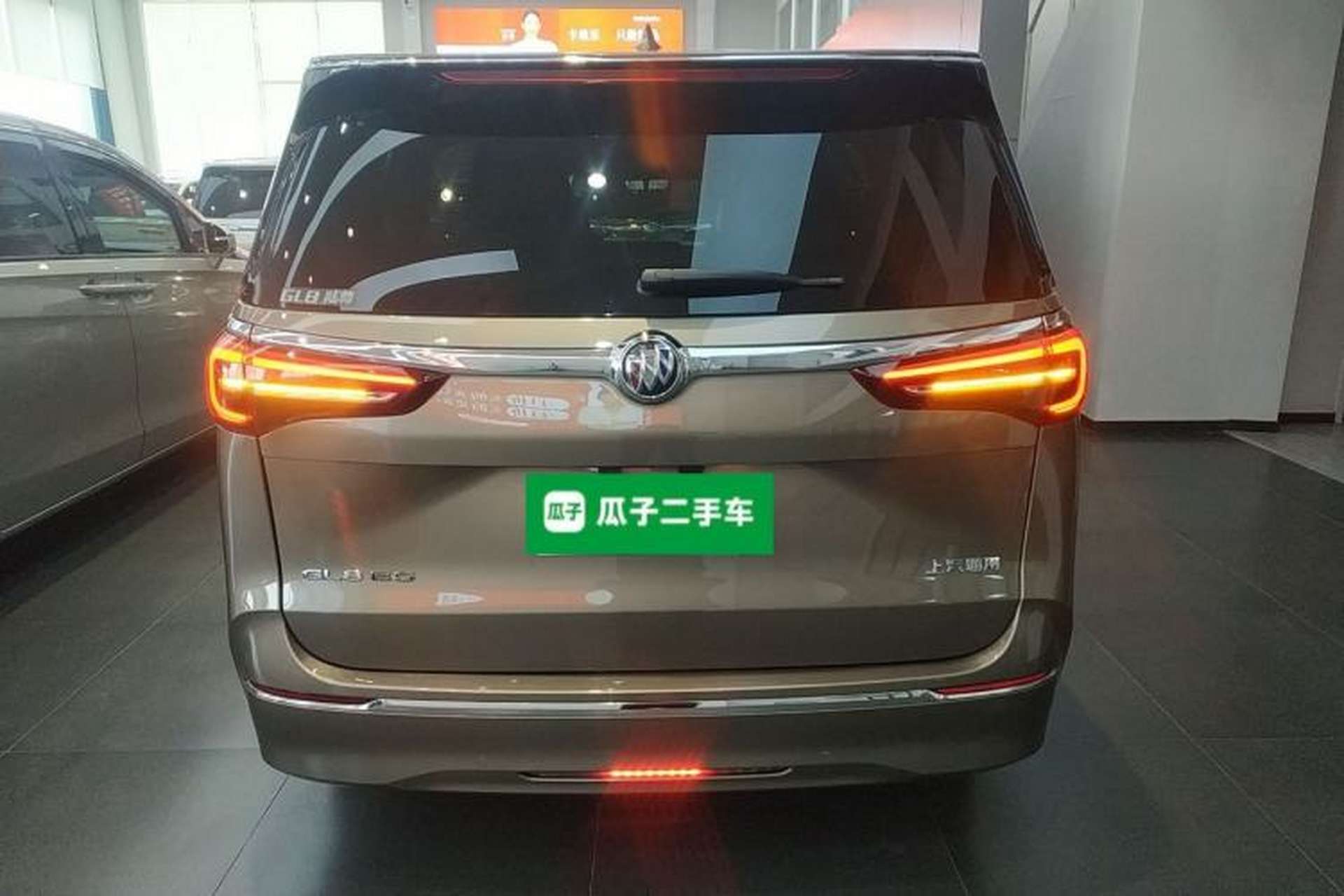Used Buick GL8 2021 ES Land Cruiser 653T Luxury Edition Rear