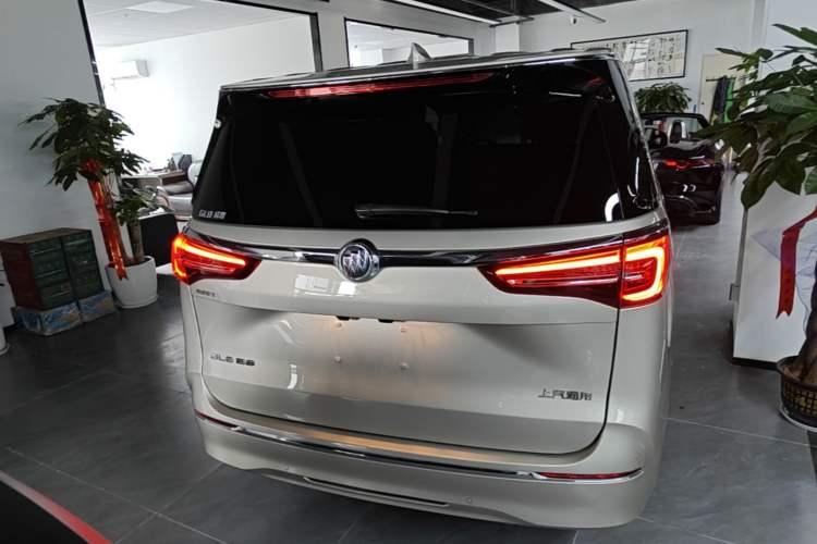 Used Buick GL8 2021 ES Land Cruiser 653T Luxury Edition Rear
