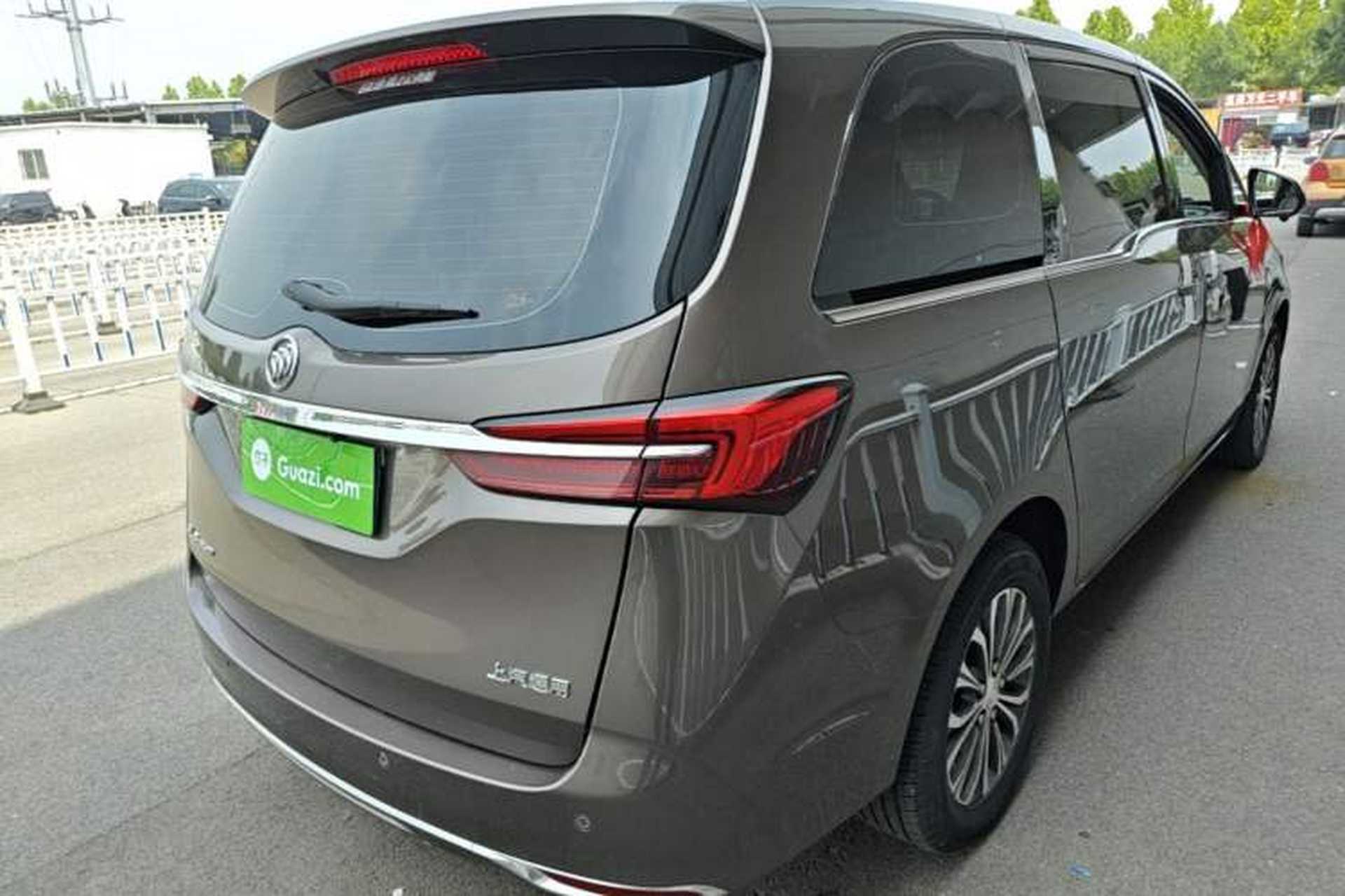 Used Buick GL8 2021 Land Cruiser Executive Class 652T Comfort Model Rear Right 45 Deg