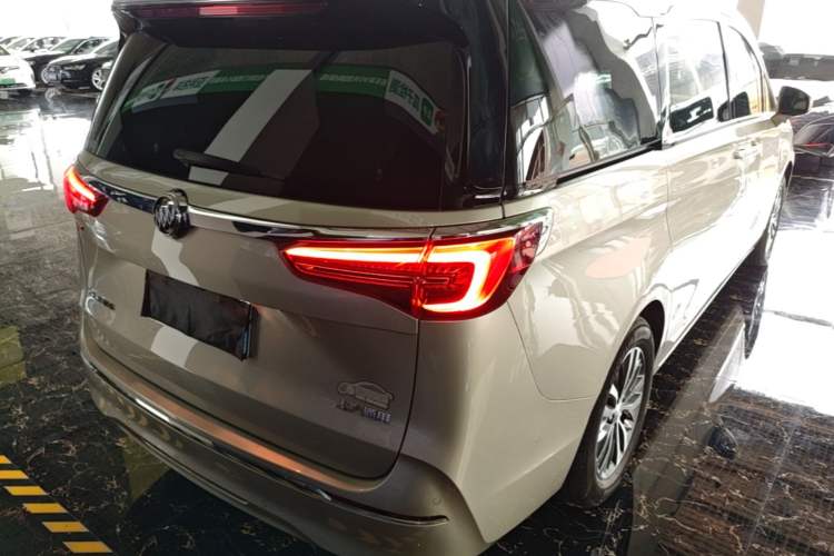 Used Buick GL8 2021 ES Land Cruiser 653T Luxury Edition Rear Right 45 Deg