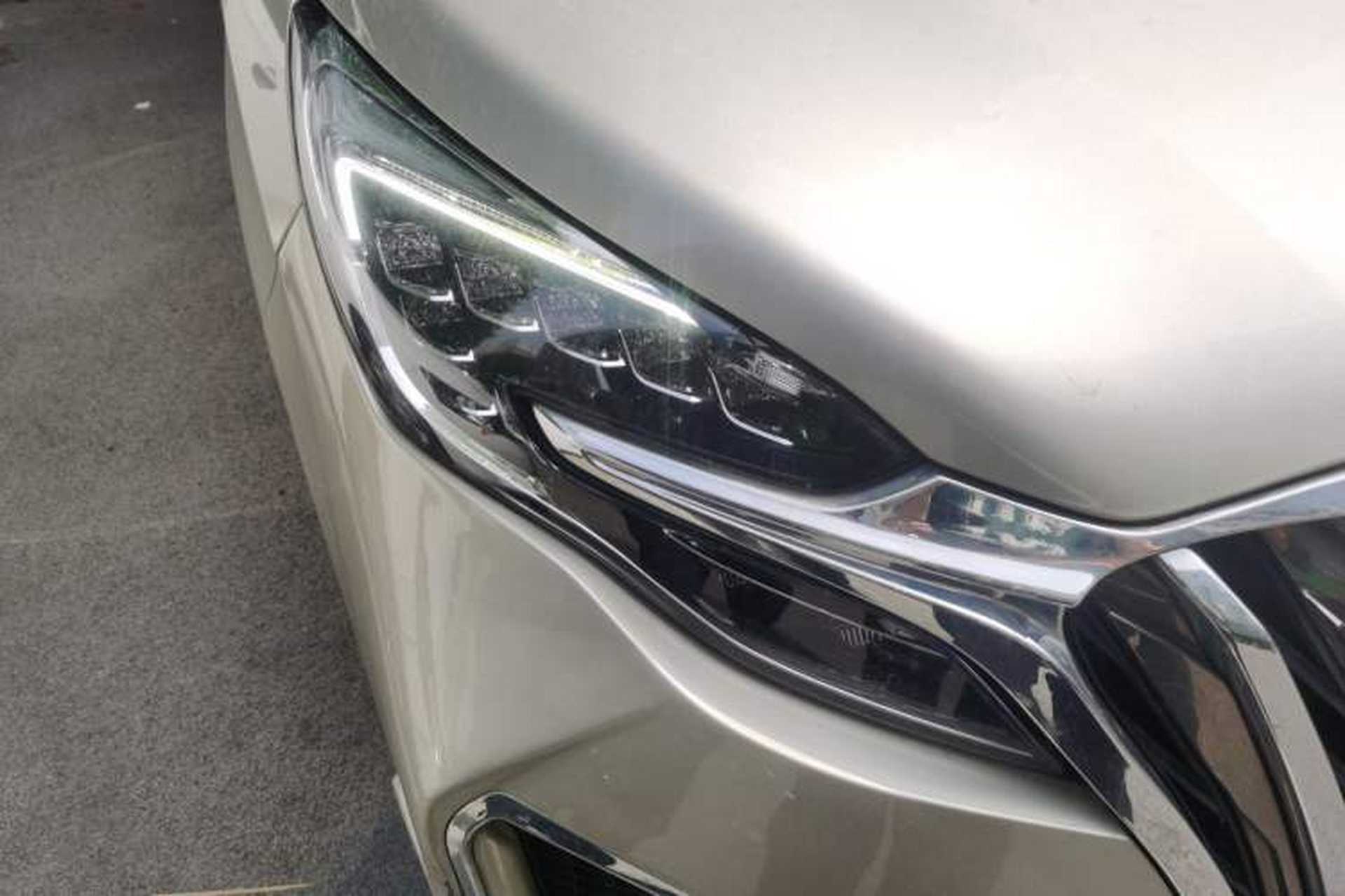 Used Buick GL8 2021 ES Land Cruiser 653T Luxury Edition Right Front Headlight