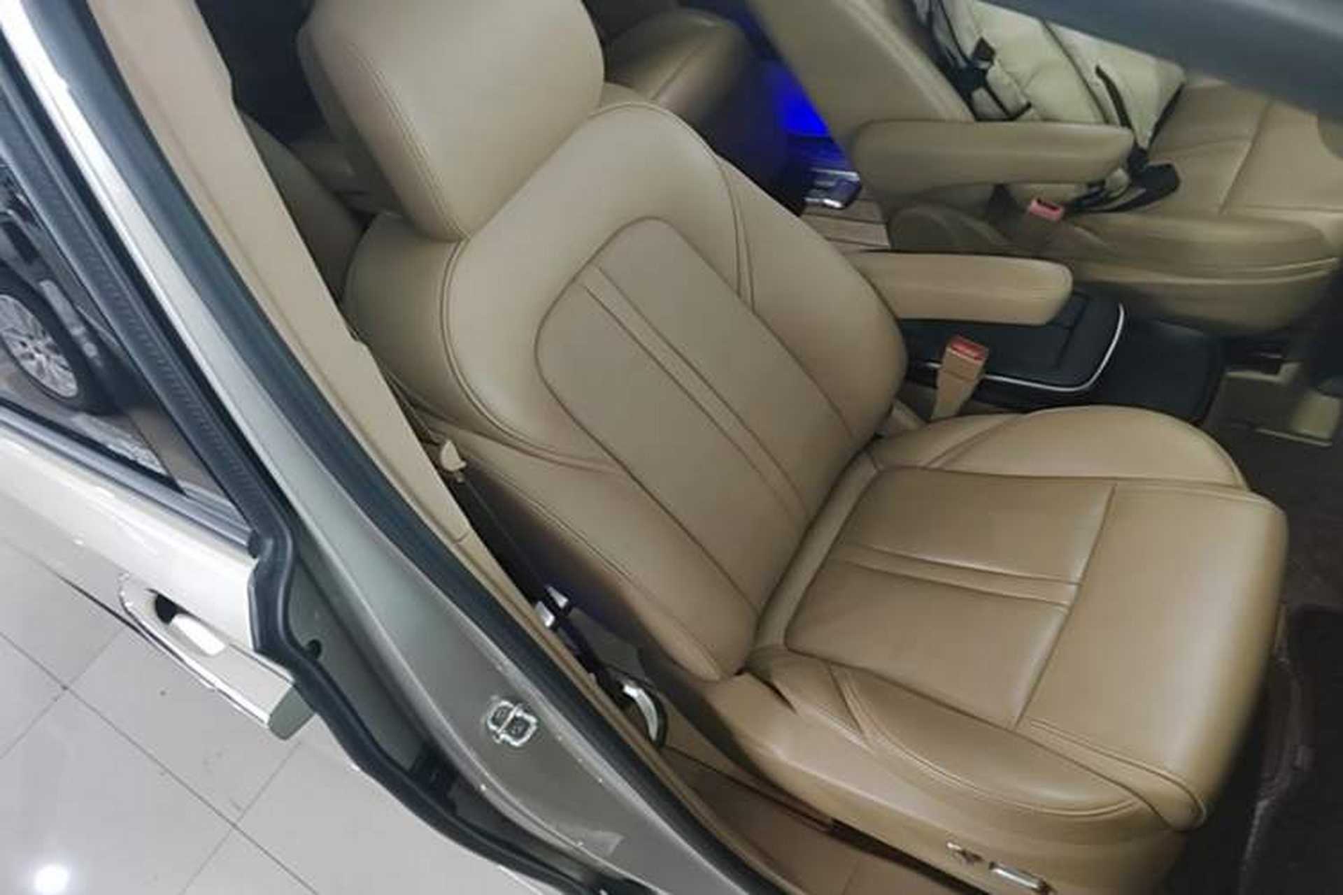 Used Buick GL8 2021 ES Land Cruiser 653T Flagship Model Right Front Seat