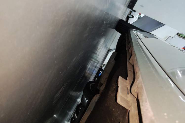 Used Buick GL8 2021 ES Landtrek 653T Luxury Model Right Side Sill