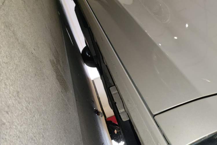 Used Buick GL8 2021 ES Landtrek 653T Comfort Edition Right Side Sill