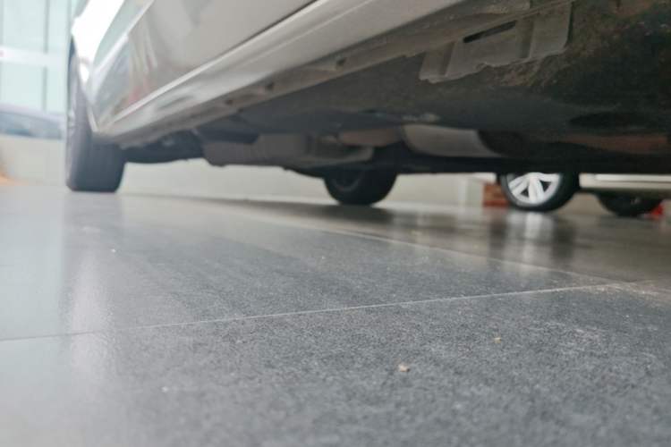Used Buick GL8 2021 ES Landtrek 653T Luxury Model Right Side Sill