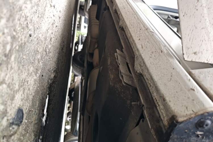 Used Buick GL8 2021 ES Landtrek 653T Comfort Edition Right Side Sill