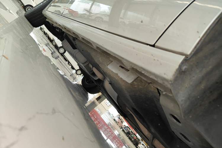 Used Buick GL8 2021 ES Land Cruiser 653T Luxury Edition Right Side Sill