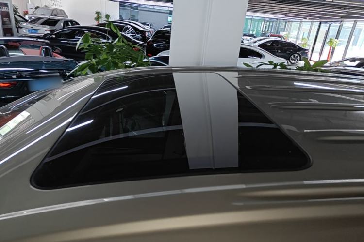 Used Buick GL8 2021 ES Land Cruiser 653T Luxury Edition Roof