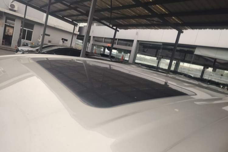Used Buick GL8 2021 ES Landtrek 653T Luxury Model Roof