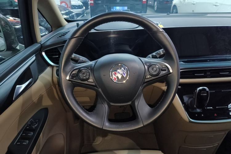 Used Buick GL8 2021 ES Land Cruiser 653T Luxury Edition Steering Wheel