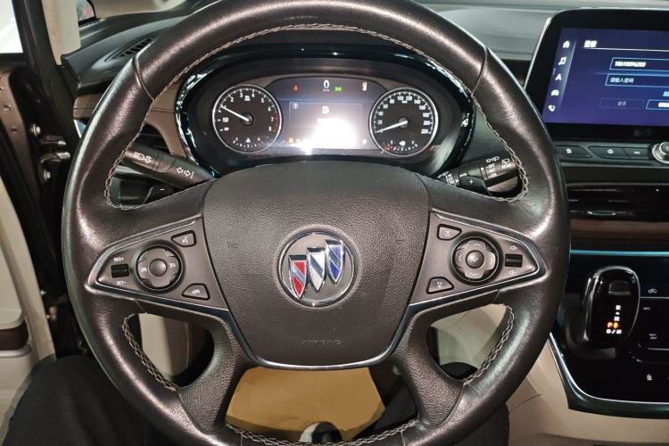 Used Buick GL8 2021 Land Cruiser Executive 652T Premium Model Steering Wheel