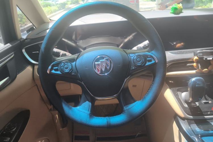 Used Buick GL8 2021 ES Landtrek 653T Luxury Model Steering Wheel