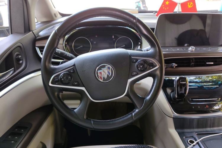 Used Buick GL8 2021 Land Cruiser Executive Class 652T Luxury Model Steering Wheel