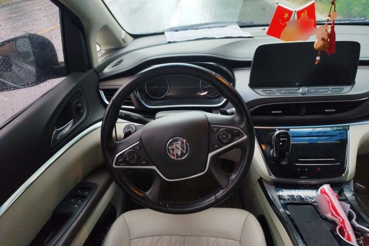 Used Buick GL8 2021 Land Cruiser Executive Class 652T Luxury Model Steering Wheel