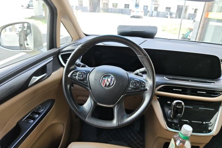 Used Buick GL8 2021 ES Land Cruiser 653T Luxury Edition Steering Wheel