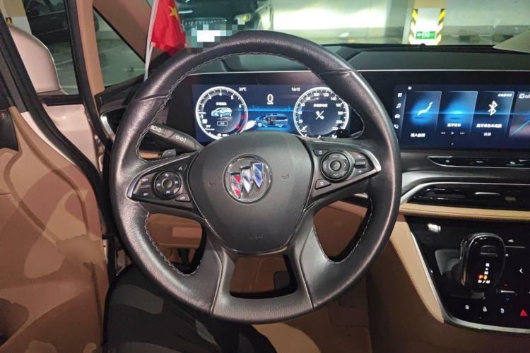 Used Buick GL8 2021 ES Land Cruiser 653T Luxury Edition Steering Wheel