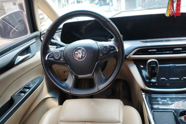 Used Buick GL8 2021 ES Land Cruiser 653T Flagship Model Steering Wheel