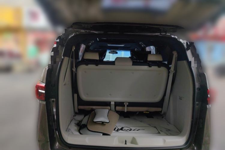 Used Buick GL8 2021 Land Cruiser Executive Class 652T Comfort Model Trunk
