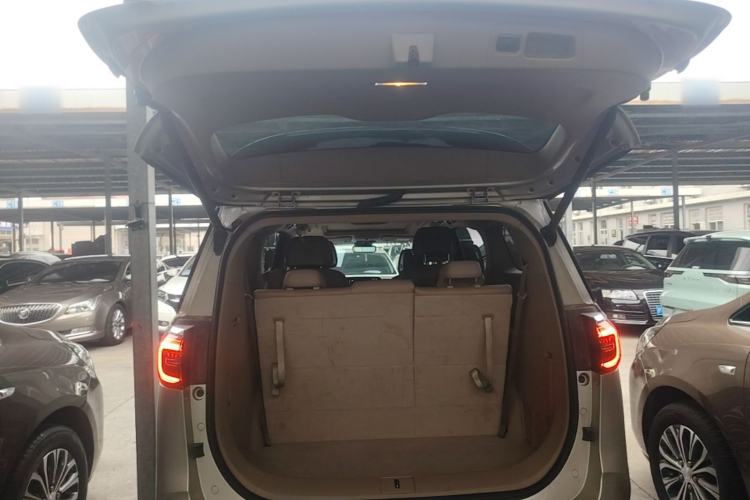 Used Buick GL8 2021 ES Landtrek 653T Luxury Model Trunk