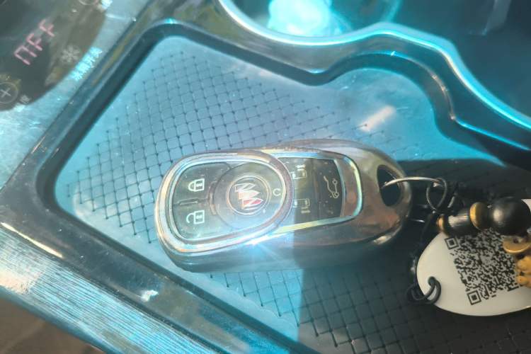 Used Buick GL8 2021 ES Landtrek 653T Luxury Model Vehicle Key