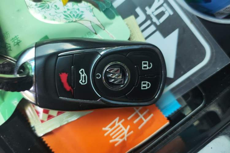 Used Buick GL8 2021 ES Land Cruiser 653T Luxury Edition Vehicle Key