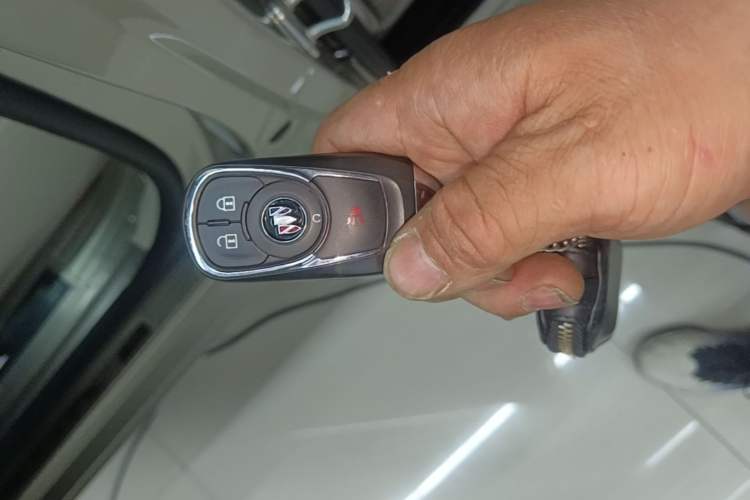 Used Buick GL8 2021 ES Landtrek 653T Comfort Edition Vehicle Key