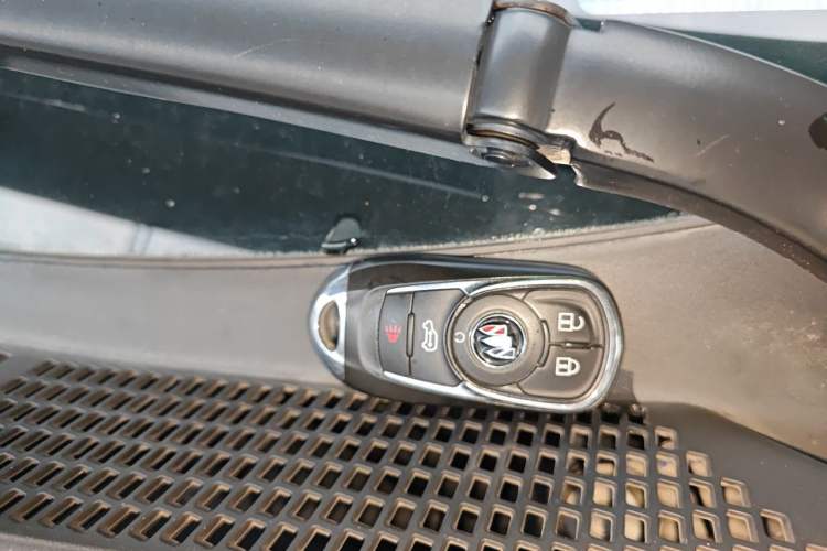 Used Buick GL8 2021 ES Landtrek 653T Comfort Edition Vehicle Key