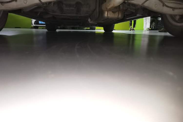 Used Buick GL8 2021 ES Land Cruiser 653T Smart Flagship Model Chassis Rear