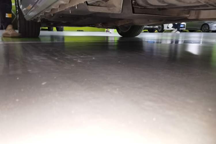 Used Buick GL8 2021 ES Land Cruiser 653T Smart Flagship Model Chassis Rear Left