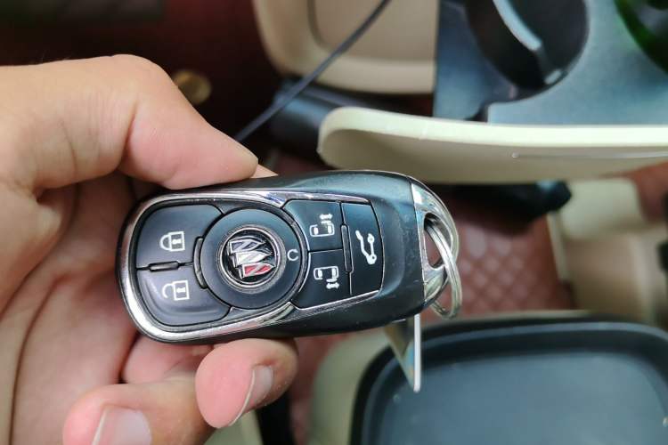 Used Buick GL8 2021 ES Land Cruiser 653T Smart Flagship Model Vehicle Key