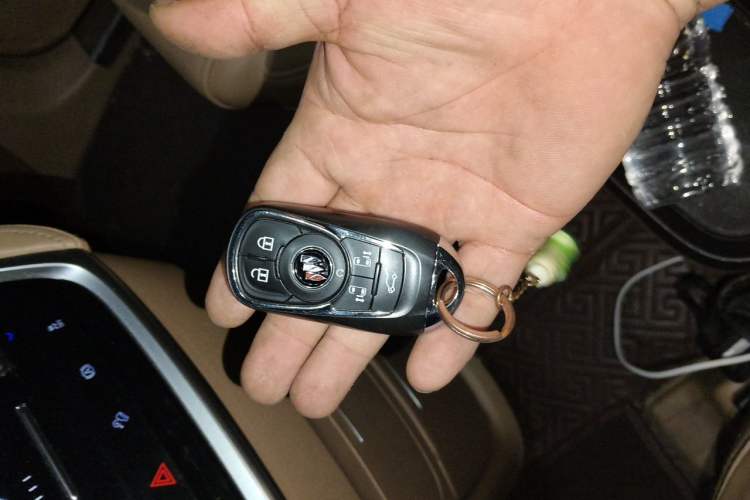 Used Buick GL8 2021 ES Landtrek 653T Smart Luxury Model Vehicle Key
