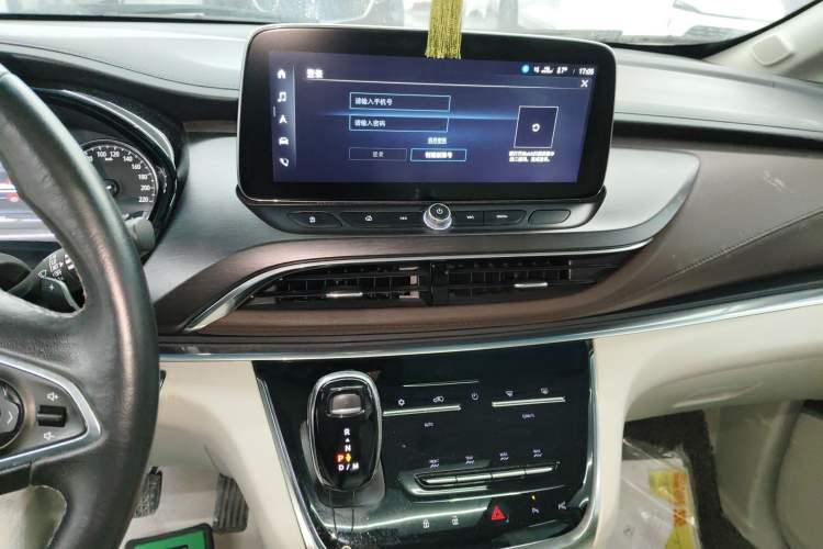 Used Buick GL8 2021 Land Cruiser Executive 652T Premium Model Audio And AC Panel