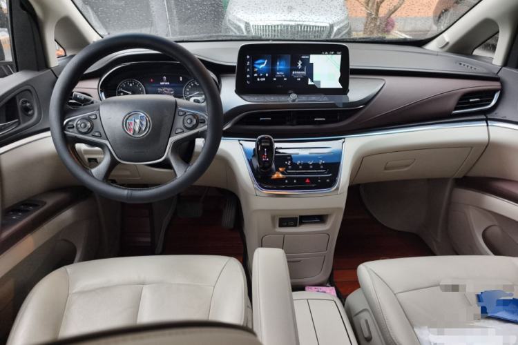 Used Buick GL8 2021 Land Cruiser Executive 652T Premium Model Center Console