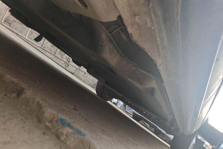 Used Buick GL8 2021 Land Cruiser Executive Class 652T Luxury Model Chassis Front Left