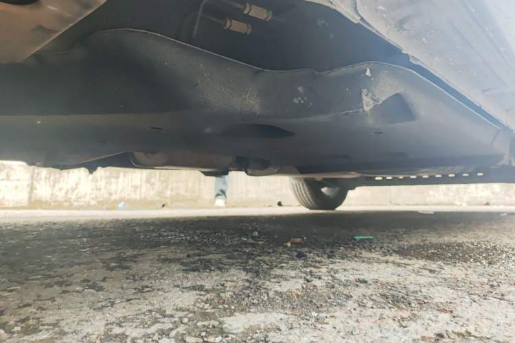 Used Buick GL8 2021 Land Cruiser Executive Class 652T Comfort Model Chassis Front Left