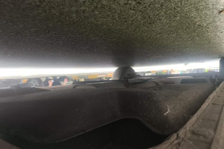Used Buick GL8 2021 Land Cruiser Executive Class 652T Luxury Model Chassis Front Right