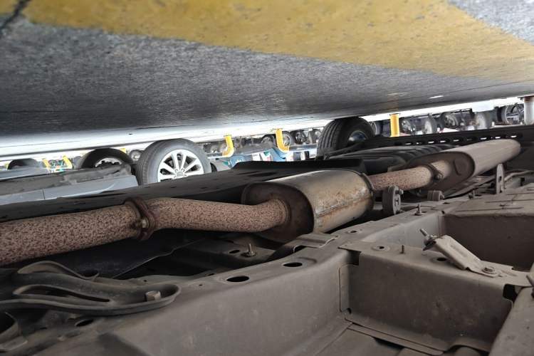 Used Buick GL8 2021 Land Cruiser Executive Class 652T Comfort Model Chassis Front Right