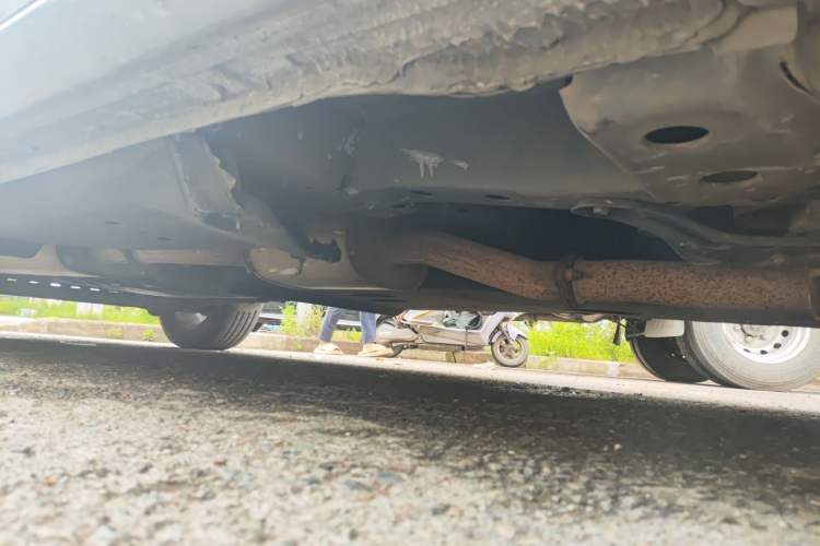 Used Buick GL8 2021 Land Cruiser Executive Class 652T Comfort Model Chassis Front Right