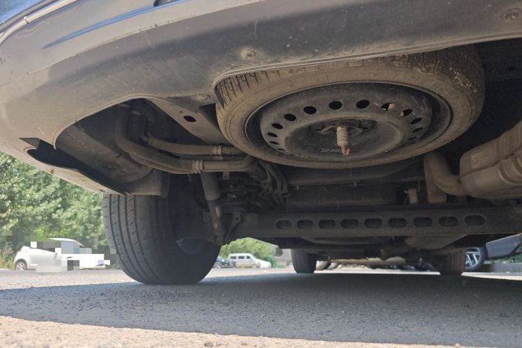Used Buick GL8 2021 Land Cruiser Executive Class 652T Luxury Model Chassis Rear