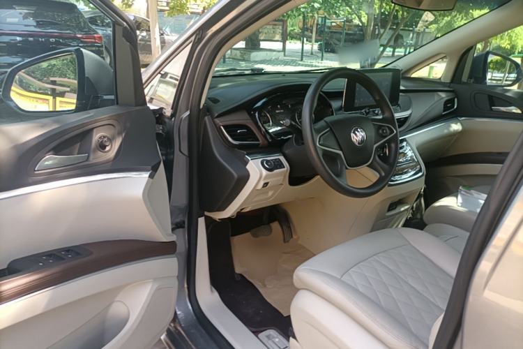 Used Buick GL8 2021 Land Cruiser Executive Class 652T Comfort Model Driver Seat