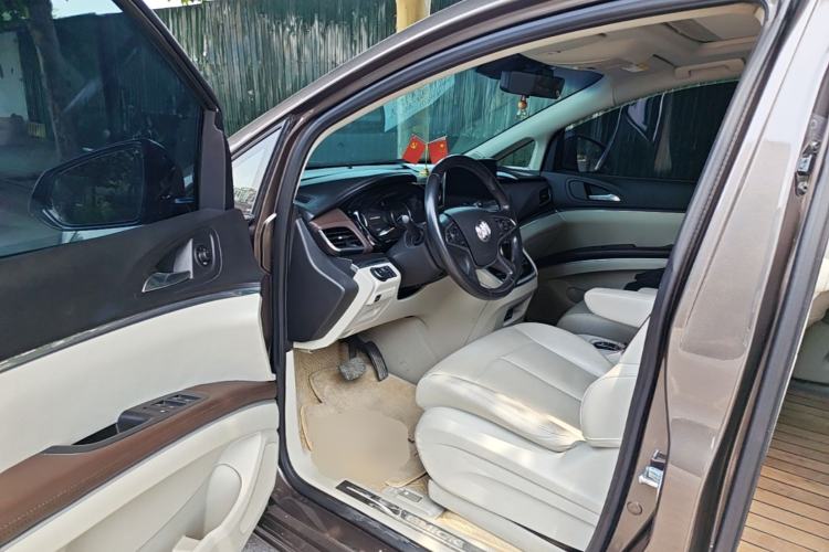 Used Buick GL8 2021 Land Cruiser Executive 652T Premium Model Driver Seat