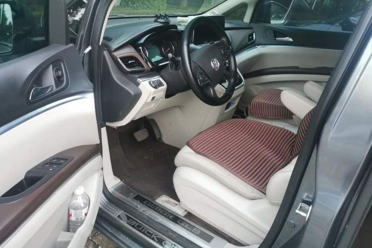 Used Buick GL8 2021 Land Cruiser Executive Class 652T Smart Luxury Model Driver Seat