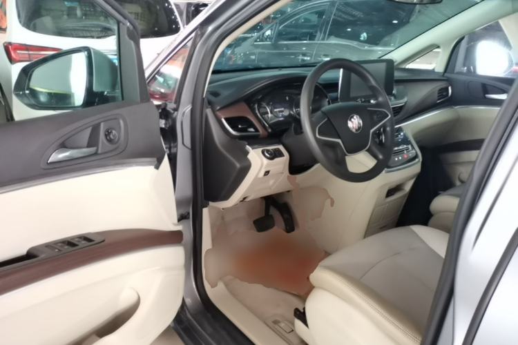 Used Buick GL8 2021 Land Cruiser Executive Class 652T Comfort Model Driver Seat