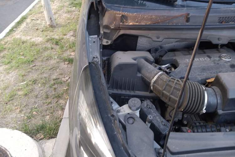 Used Buick GL8 2021 Land Cruiser Executive 652T Premium Model Engine Bay Right