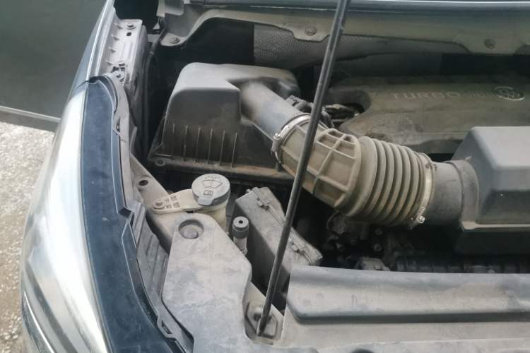 Used Buick GL8 2021 Land Cruiser Executive Class 652T Smart Luxury Model Engine Bay Right